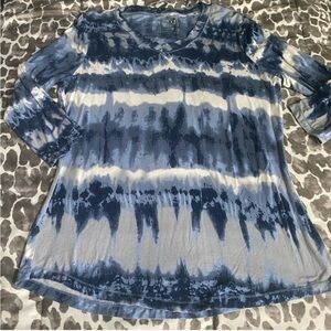FDJ the dye vneck top Sz MD